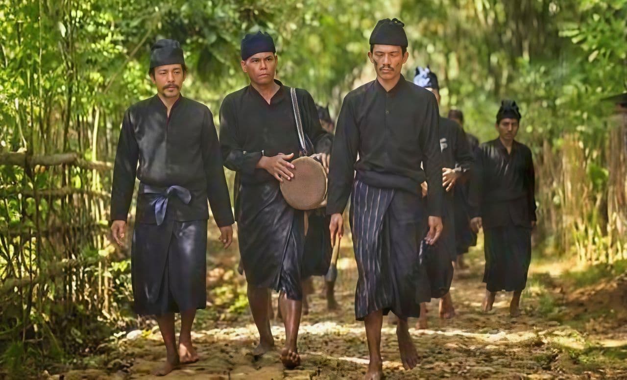 Belajar Mengelola Hutan dari Masyarakat